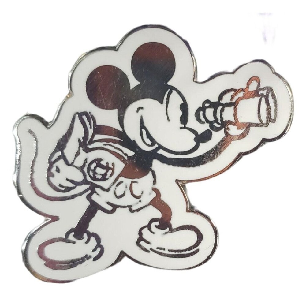 Disney Mickey Mouse Trading Pin Vacation Look Out Badge Brooch Lapel Pin Jewelry